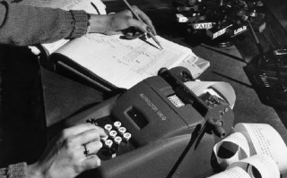 英伟达在美国缴纳170亿美元税款，居全球企业纳税额榜首