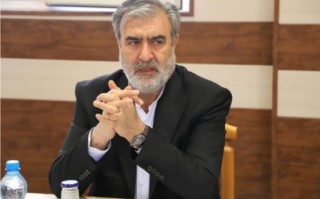 伊朗高官喊话特朗普：霍尔木兹海峡肯定会重新开放，但不会对美国开放