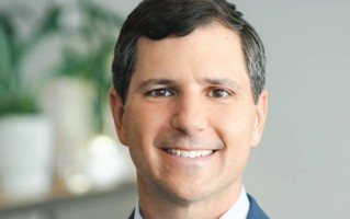 Zillow首席执行官：成功并非靠线性职业路径，更像是一座“攀爬架”