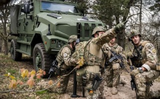 欧盟批准Leonardo近20亿美元收购依维柯集团军工业务