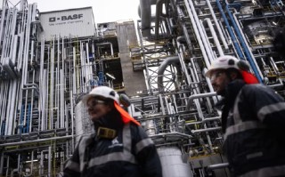 伊朗战争加剧欧洲成本压力，巴斯夫大幅上调产品价格