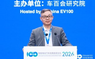 黑芝麻智能单记章：VLA+世界模型，或许会超越人类的驾驶能力