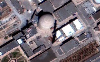 美以空袭伊核设施 伊称将严厉报复 美预计战事“数周内结束”