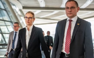 伊朗战争引发德极右翼选择党与特朗普切割