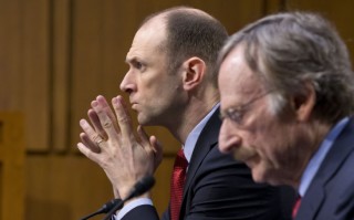 美联储古尔斯比：在充满风险局势紧张的环境下，对通胀感到担忧