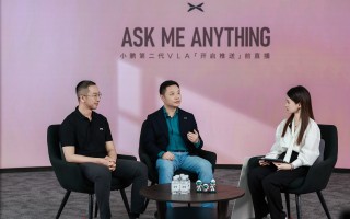 每月 3 亿连续烧钱！小鹏第二代 VLA 即将推送，何小鹏直言 “曾心慌”
