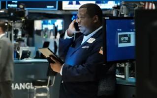 盘前：纳指期货涨1.07% 耐克跌11.7%