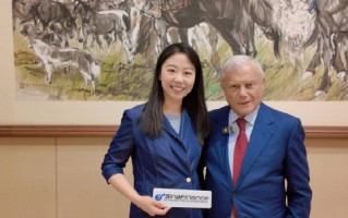 苏铭天爵士：AI Agent不会取代广告公司