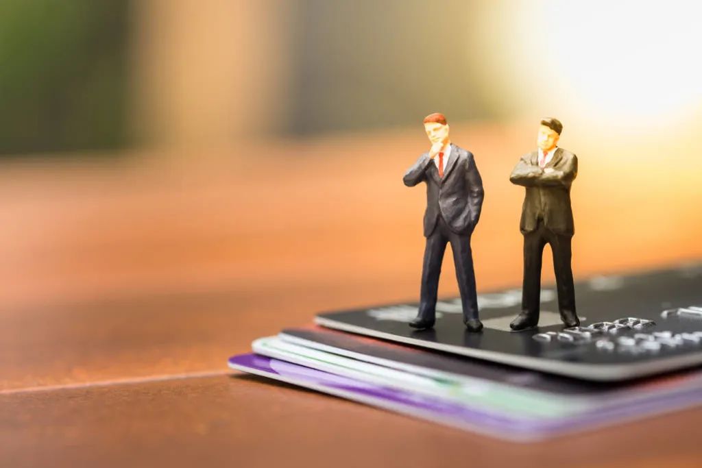 连续扣费无提醒	，一不留神累扣8000多元！信用卡“暗扣费”防不胜防︱315守护消费  第2张