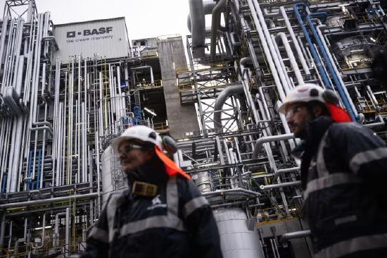 伊朗战争加剧欧洲成本压力，巴斯夫大幅上调产品价格  第1张