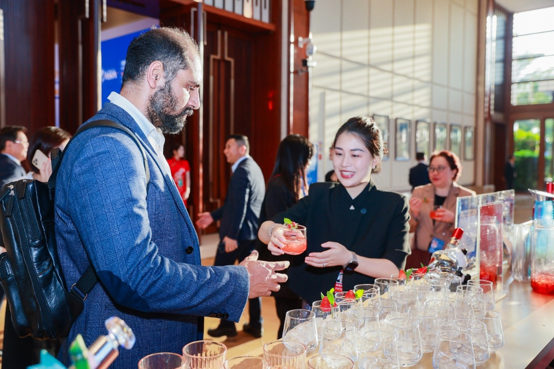 五粮液博鳌答卷：双IP联动，让世界听见中国白酒的声音  第6张