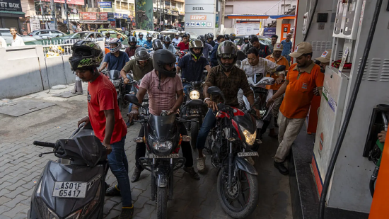 印度为抑制燃油价格暴涨，税收收入遭受“重创	”  第1张