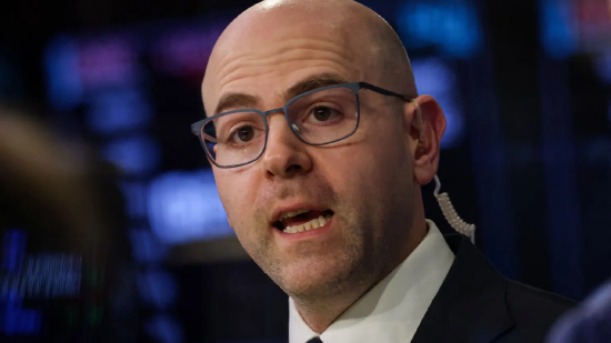 美联储理事米兰仍支持降息	，称今年利率或下调“约1个百分点”  第1张