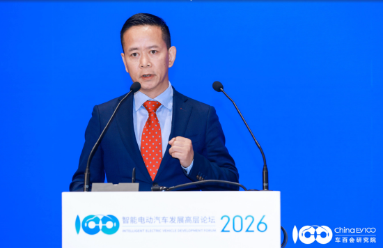 里斯战略咨询张云：在AI时代汽车会成为具身智能的一部分，汽车就是车载机器人  第1张