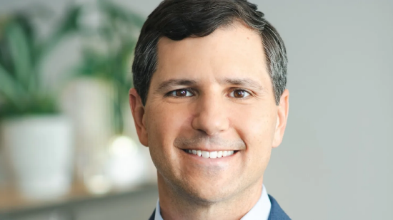 Zillow首席执行官：成功并非靠线性职业路径，更像是一座“攀爬架	”  第1张